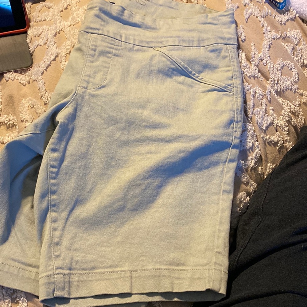 Jag jeans pull on short 18w